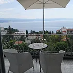 Allegra 1 4*