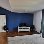 Gostinjska kuća Allegra 1 4*