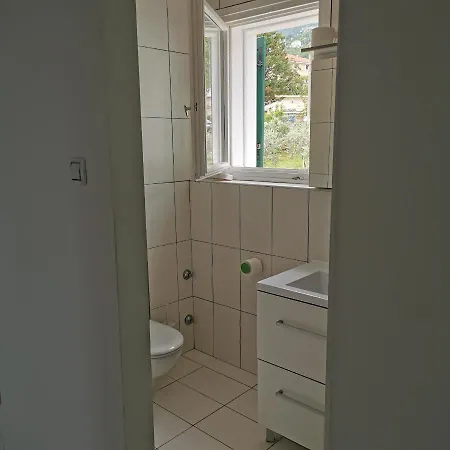 Gostinjska kuća Allegra 1 4*